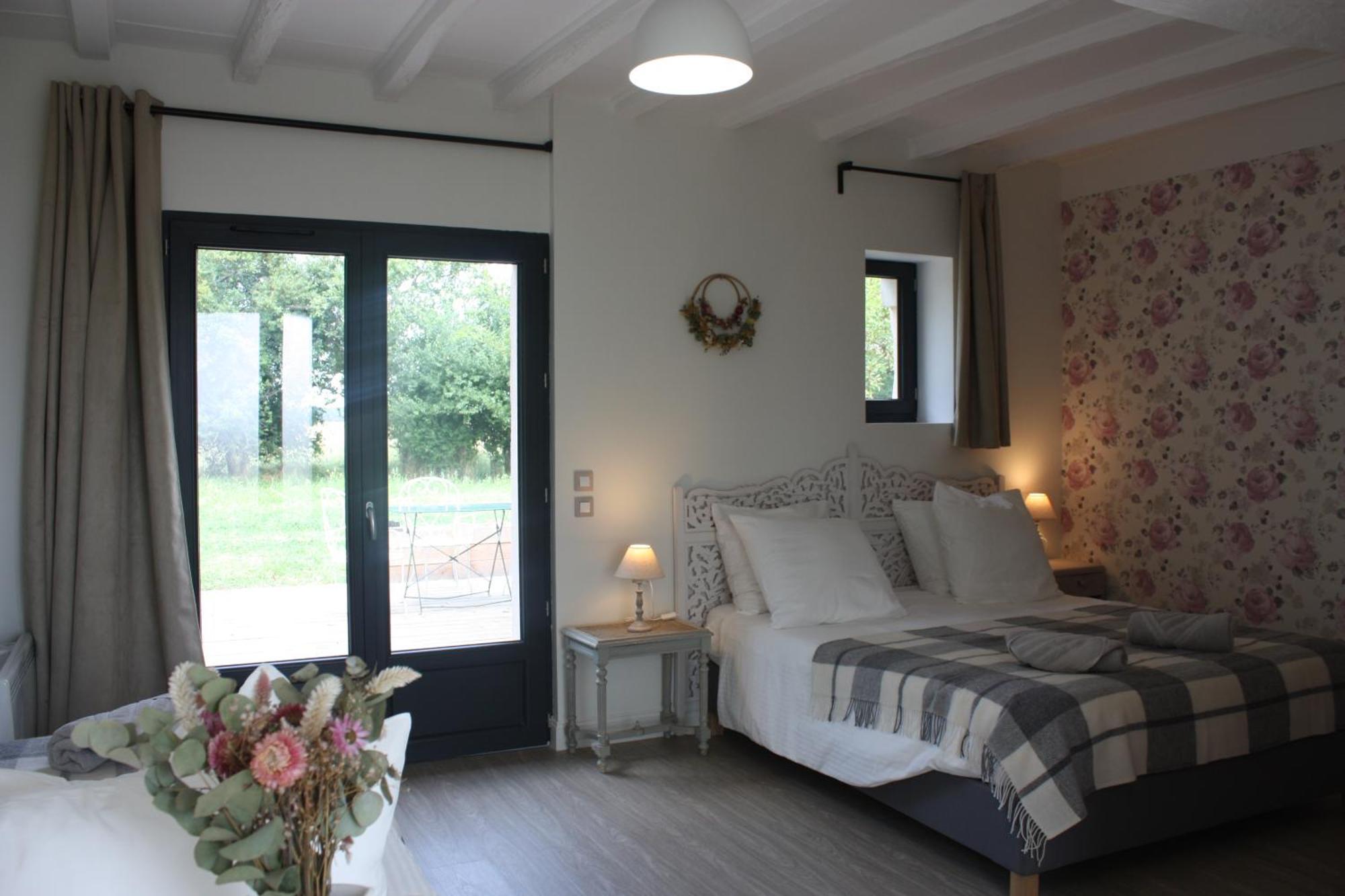 Les Chambres D'Emma Le Liege Bagian luar foto