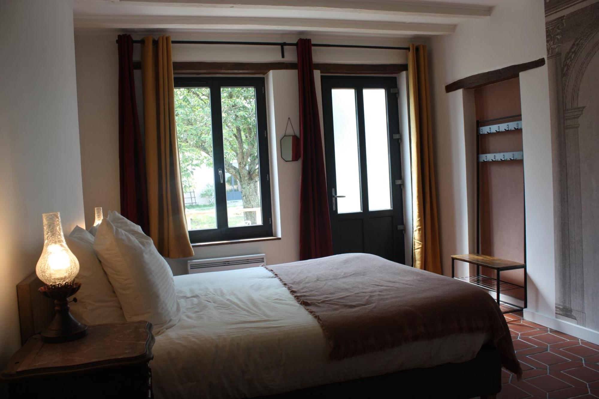 Les Chambres D'Emma Le Liege Bagian luar foto